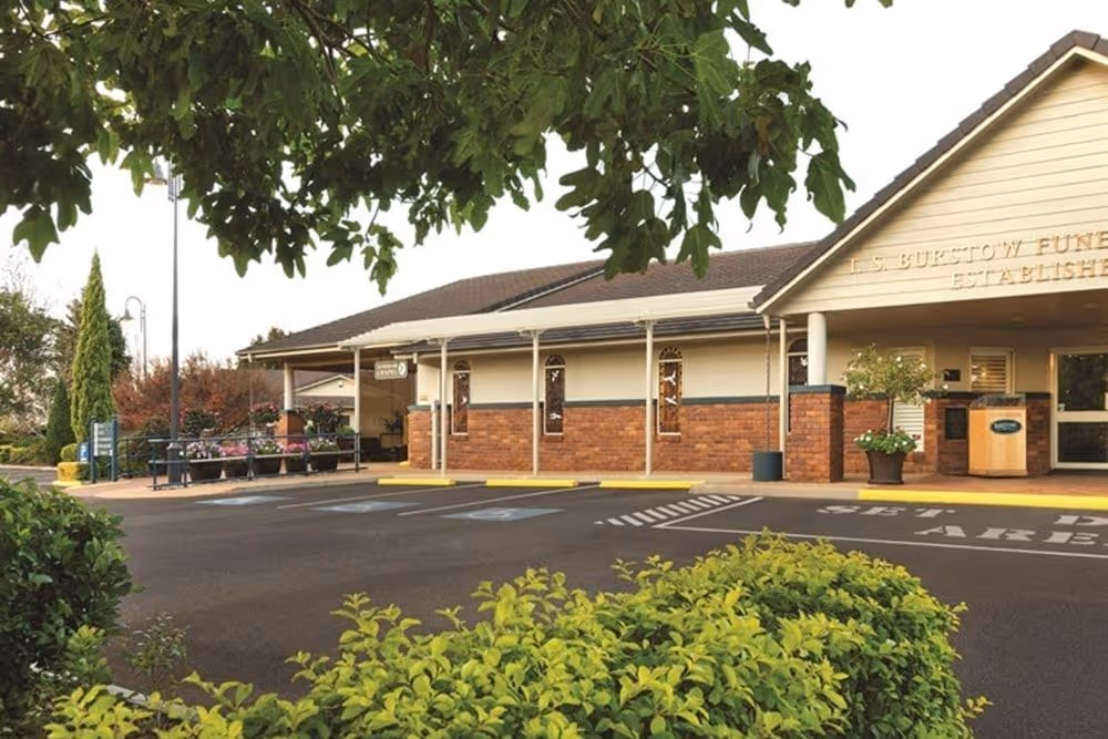 TS Burstow Chapel, 1020 Ruthven Street (South), Toowoomba